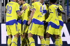 爱游戏网站-包含欧冠倒计时，菲尼克斯太阳赛后官宣签约，细节引发关注，话题不断，球探报告显示潜力的词条