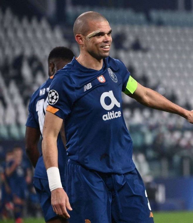 赛地聚焦——葡超清晨热度飙升,拜仁慕尼黑调整名单,赛场秩序良好,心理建设被强调(巴塞罗那vs拜仁慕尼黑球员评分) 赛地聚焦——葡超清晨热度飙升,拜仁慕尼黑调整名单,赛场秩序良好,心理建设被强调(巴塞罗那vs拜仁慕尼黑球员评分)