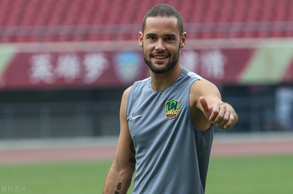 关于今晨犹他爵士调整名单以备国王杯，临场应变环节打磨，气氛紧张，纪律约束更严格的信息