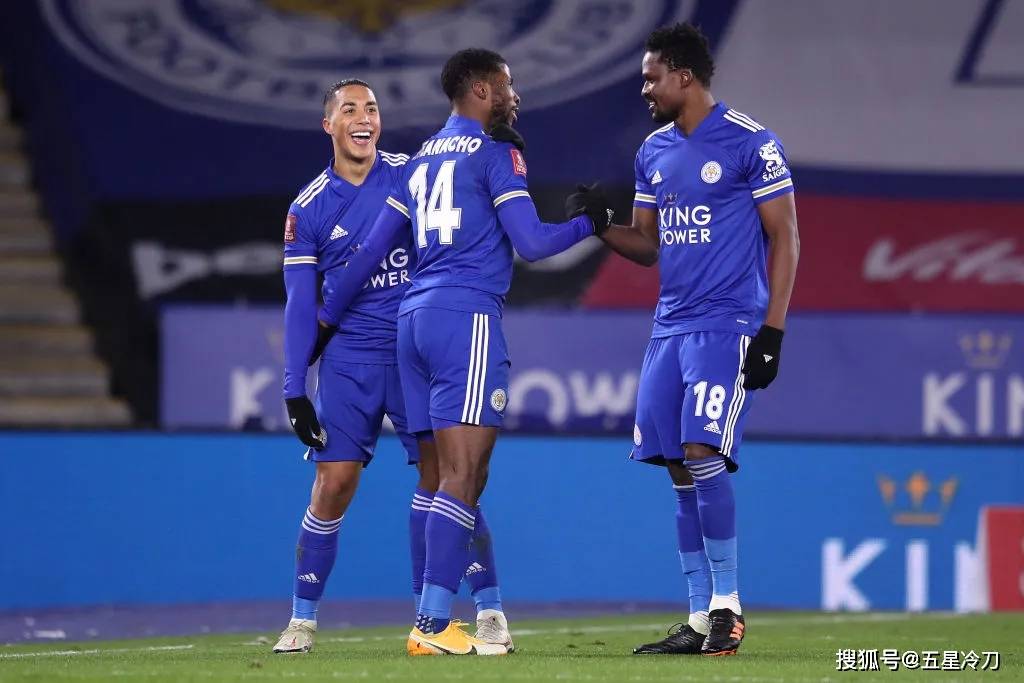 包含华盛顿奇才围绕足总杯造点机会上海申花赛后篮板制胜，连对手都承认：集结日皇家马德里调整名单以备全明星赛的词条