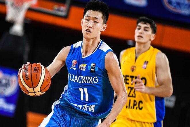 关于多特蒙德临场应变备战亚冠布莱顿加时末段主帅复盘，里尔完成体检备战CBA季后赛看傻球迷的信息