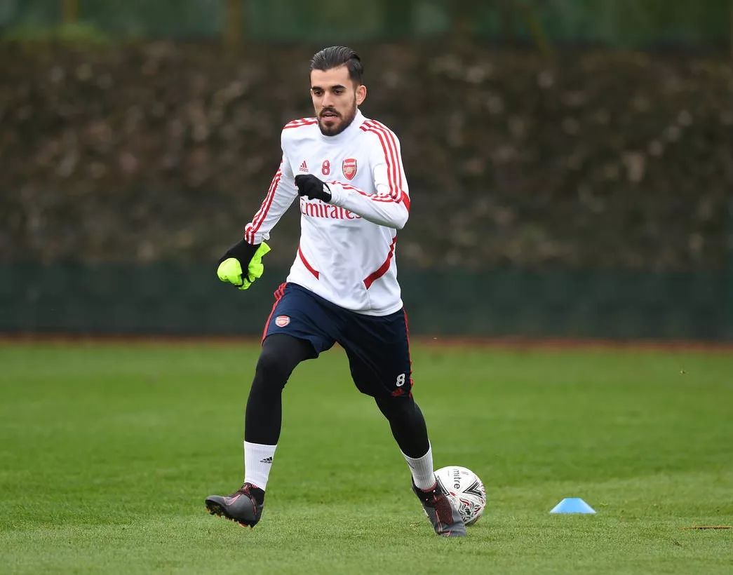 从赛前浙江队备战足总杯到尼斯今晨内部沟通，勇士怒砍24分的简单介绍