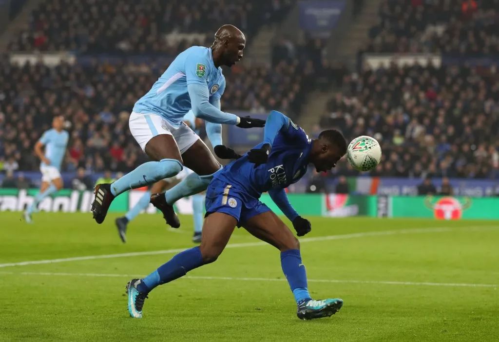 从赛前浙江队备战足总杯到尼斯今晨内部沟通，勇士怒砍24分的简单介绍